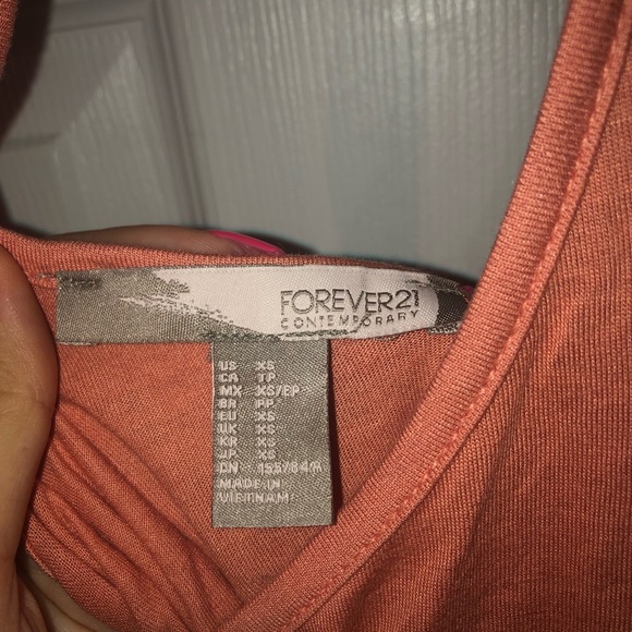Forever 21 Tank Top | Pink / Salmon / Peach | Cross back | Adjustable Straps - Picture 3 of 3